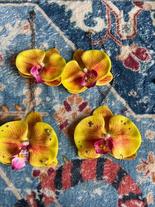 Orchid Necklace and Earring Set